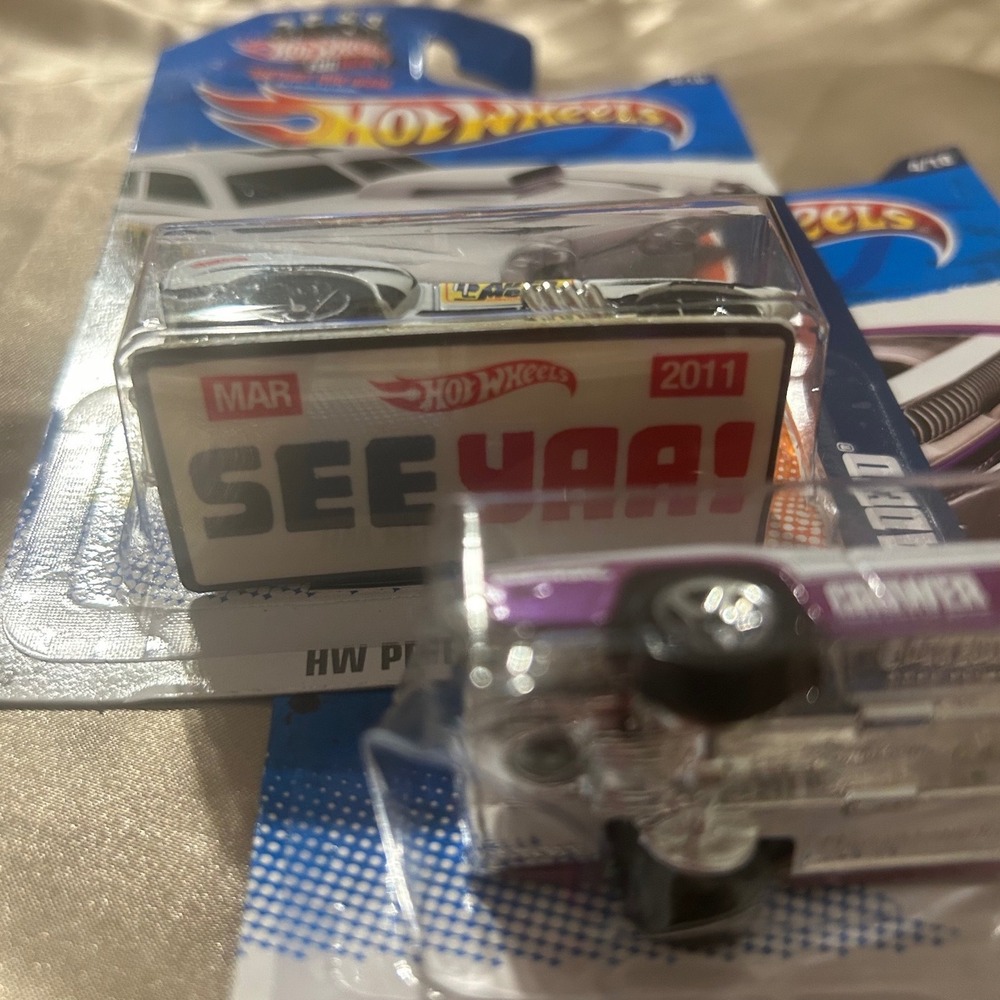 Hot Wheels 2011 HW Performance Jaded & Plymouth Duster Thruster Lot 132 134/244 - Picture 4 of 6